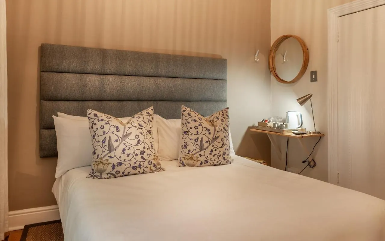 Guest house Antrim Villa By Totalstay Cape Town